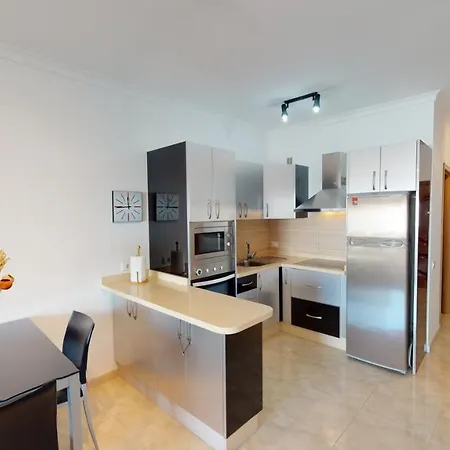 Tropical Paradise Apartment *